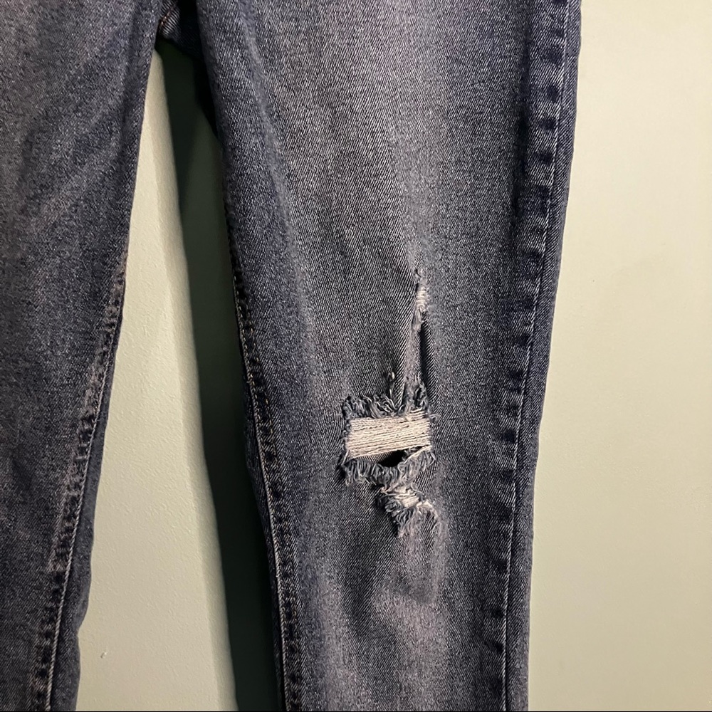 High Rise Distressed Skinny Jeans Size 9 - Picture 4 of 6